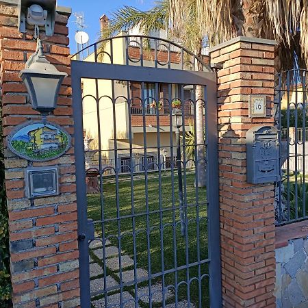B&B Villa Salome' San Pietro Clarenza 外观 照片